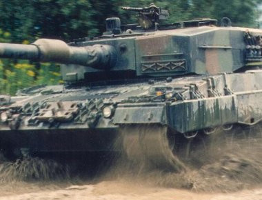 Εντυπωσιακό βίντεο από εκπαίδευση πληρώματος άρματος μάχης του ΕΣ